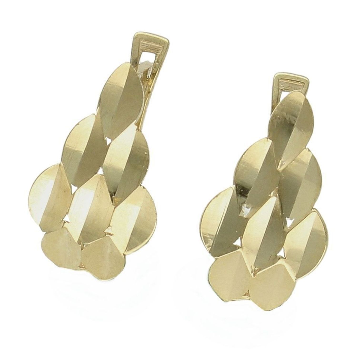 Złote kolczyki 375 angielskie z ozdobnym grawerowaniem KL 11385 375. Złote kolczyki wykonane z najwyższej jakości żółtego złota, próba 375, waga około 1,74gram. Kolczyki w minimalistycznym stylu, wpisujące się w obecne trendy modowe..jpg